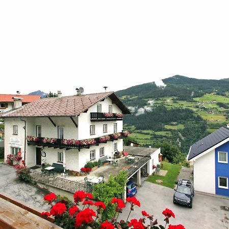 Modern Apartment In Hochgallmigg With Balcony Екстериор снимка