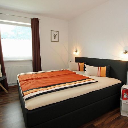 Modern Apartment In Hochgallmigg With Balcony Екстериор снимка